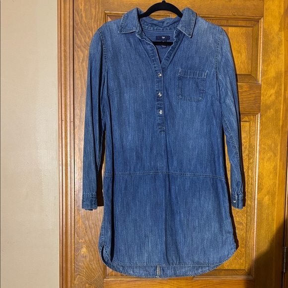 GAP Dresses & Skirts - GAP Indigo Denim Shirt Dress - size M